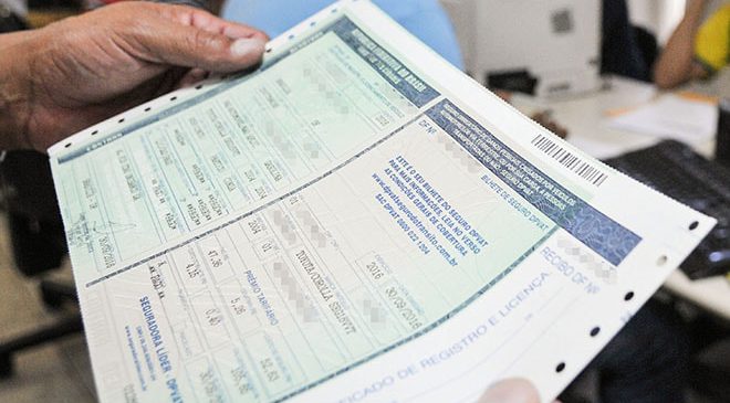 Documento de veículo com porte obrigatório terá versão digital