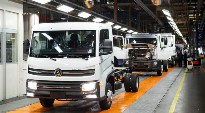 Caminhão VW Delivery 6.160 estreia nas concessionárias de todo o país
