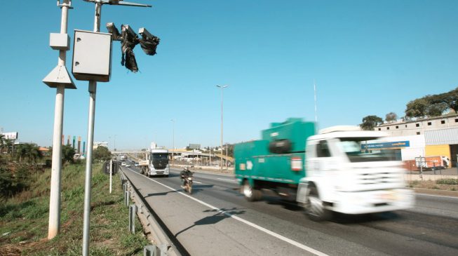 Vinte radares da BR-040 entram em operação de fiscalização