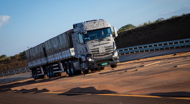 Caminhão laboratório traz a realidade das estradas para as pistas do Campo de Provas