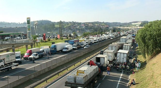 Após 6 semanas, veja a situação das medidas de acordo com caminhoneiros para acabar com paralisação