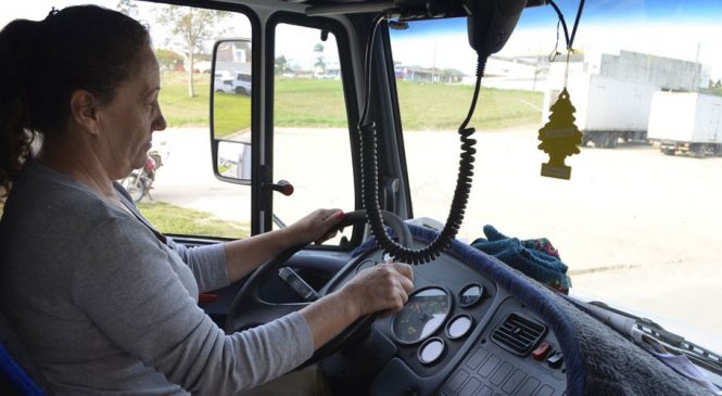 Dia do Motorista: mulheres contam sobre a paixão pela profissão