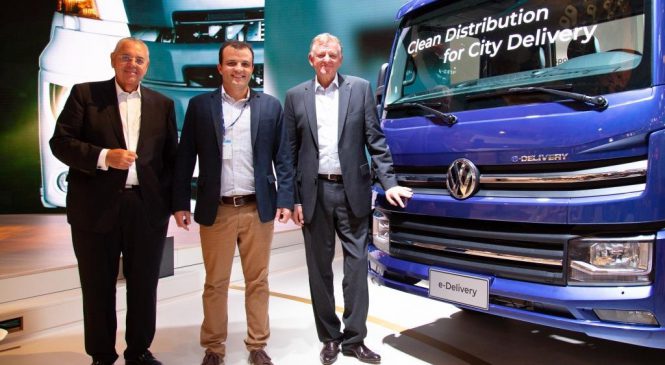 Cervejaria Ambev e VW Caminhões e Ônibus firmam compromisso global para a criação de modelo de negócio elétrico.