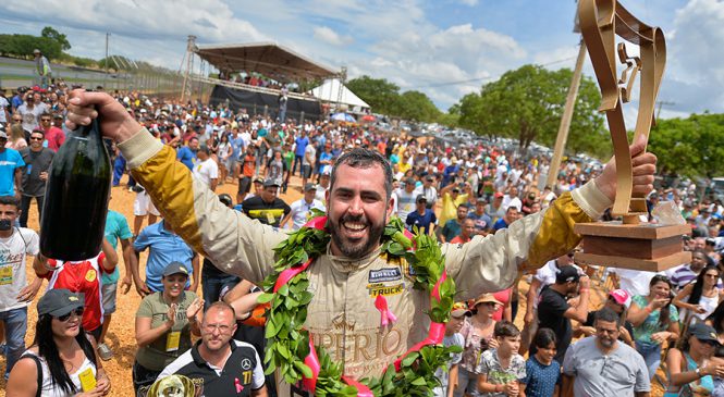 André Marques é campeão da Copa Sudeste em Curvelo