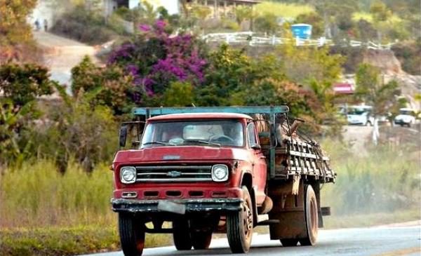 CNT quer criação de programa nacional de renovação de frota de caminhões.