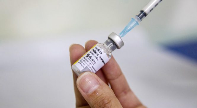 Posto volante vacina contra febre amarela na Rodovia dos Tamoios
