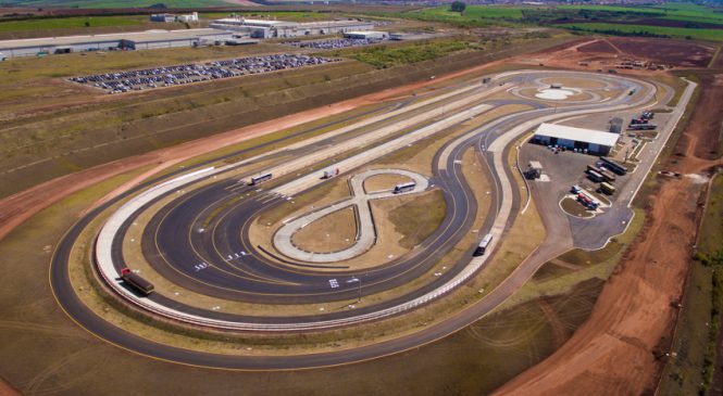 Campo de Provas Mercedes-Benz é premiado em competição mundial da Daimler Trucks