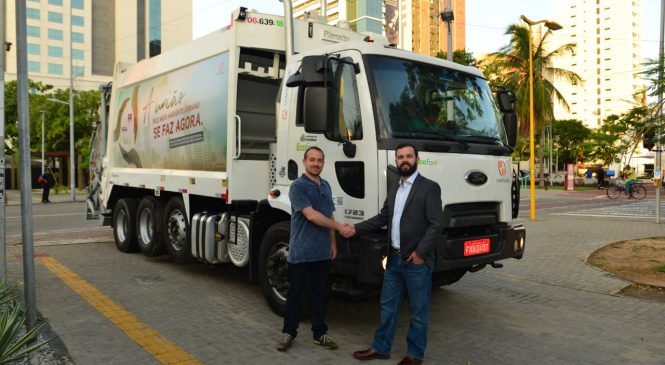 Ford inicia teste do Cargo Kolector com compactador de 24 metros cúbicos