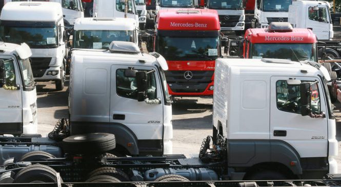 Venda de máquinas agrícolas e rodoviárias deve seguir em alta