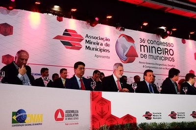 XCMG Extends lidera na América Latina com tecnologia avançada, qualidade e serviço