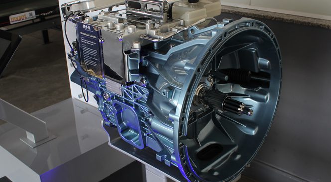 Transmissão Automatizada desenvolvida pela Eaton no Brasil equipa caminhões Mercedes-Benz Accelo