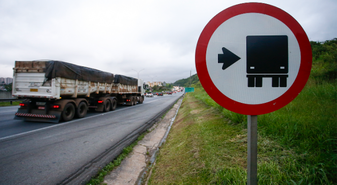 CNT lança painel sobre acidentes rodoviários