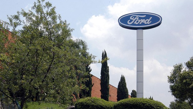 Governo de SP anuncia compra da Ford pela Caoa