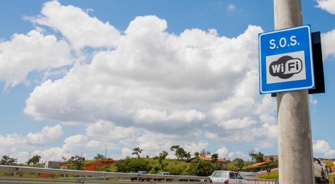 SP passa a ter quase mil quilômetros de rodovias equipadas com wi-fi para atendimento aos motoristas