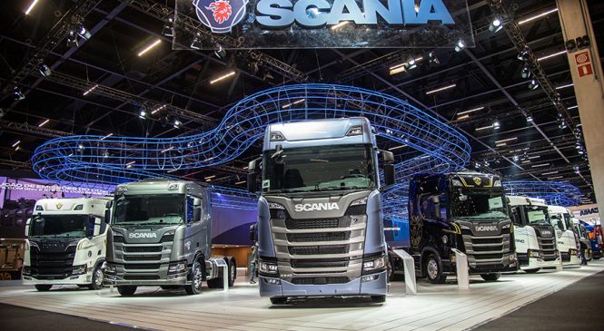 Scania traz Nova Geração e inicia venda de caminhões movidos a gás e biometano na Fenatran 2019