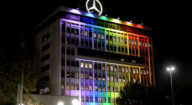 Mercedes-Benz do Brasil é premiada por iniciativas de diversidade