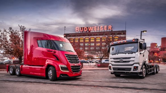 Budweiser faz primeira entrega de cerveja em caminhão elétrico