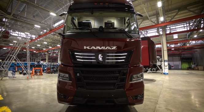 KamAZ revela como será o seu caminhão do futuro com inteligência artificial