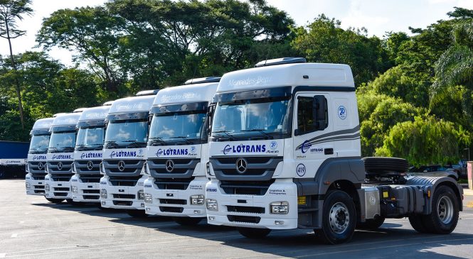 Caminhões e ônibus Mercedes-Benz rodam mais de 1 milhão de km e comprovam robustez