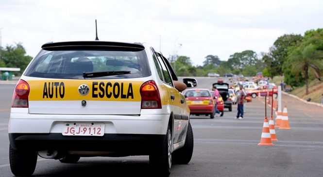 Senado pode aprovar fim das aulas obrigatórias para a CNH