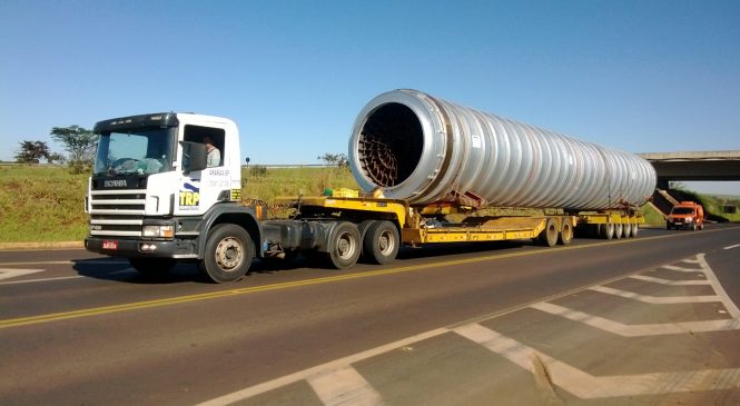 Trânsito de veículos especiais de carga nas rodovias federais é regulamentado