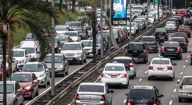 Rodízio municipal de veículos em São Paulo volta a vigorar nesta 2ª feira