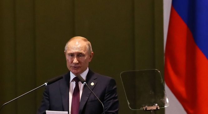 Rússia anuncia primeira vacina contra a covid-19