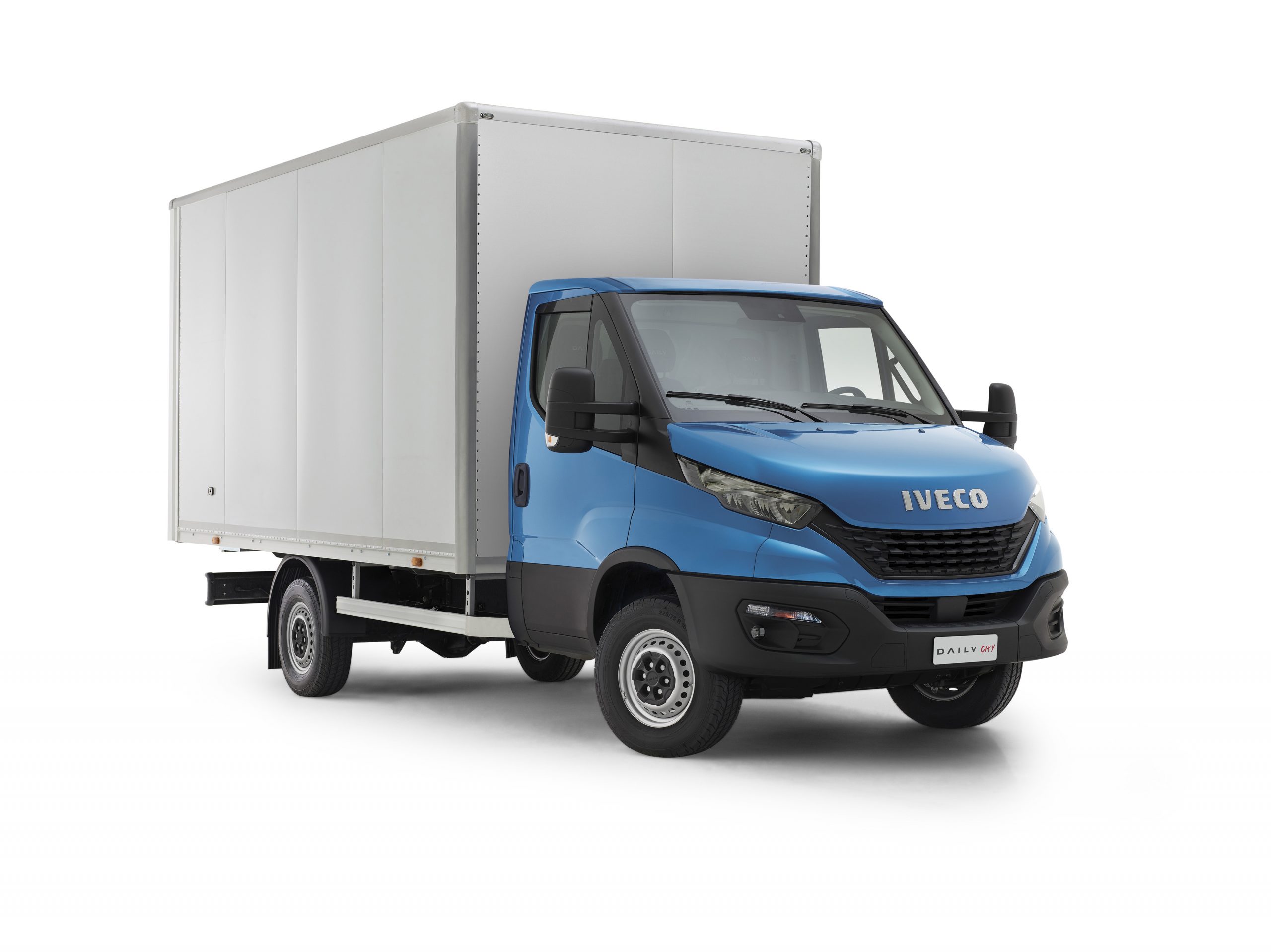 Novo IVECO Daily City completa família campeã de vendas da marca