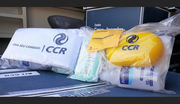 CCR NovaDutra distribuí kits de higiene aos caminhoneiros, para prevenir contra o coronavírus