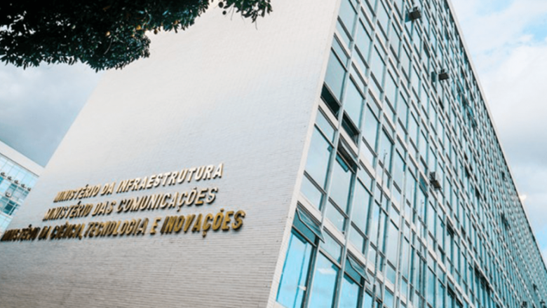 MInfra assina acordo com setor produtivo para desenvolver o DT-e