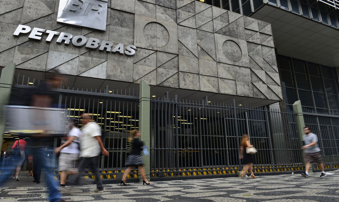 Governo indica seis nomes para Conselho da Petrobras