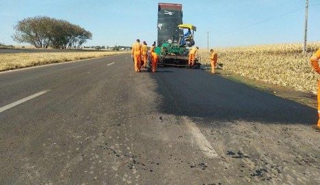 Estradas federais do Paraná recebem melhorias em vários trechos