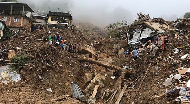 Chuvas em Petrópolis: veja como ajudar