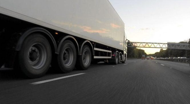 Sobram vagas para motoristas no Transporte Rodoviário de Cargas