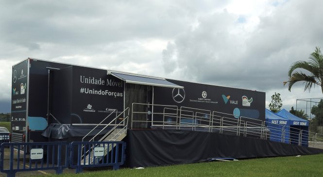 Mercedes-Benz e Einstein oferecem atendimento de saúde para caminhoneiros na Baixada Santista