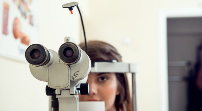 Abril Marrom: Oftalmologista alerta sobre prevenção da cegueira