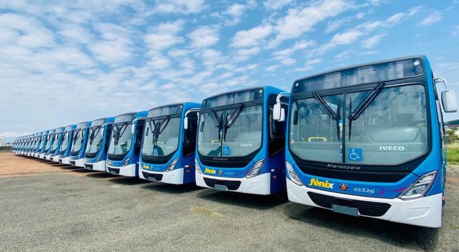 IVECO BUS entrega 19 unidades do chassi 170S28 para a Expresso Fênix