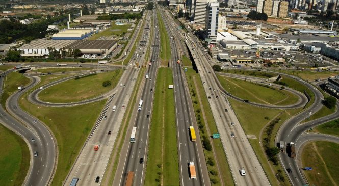 CCR ViaOeste e CCR RodoAnel esperam 330 mil veículos durante feriado de Nossa Senhora Aparecida