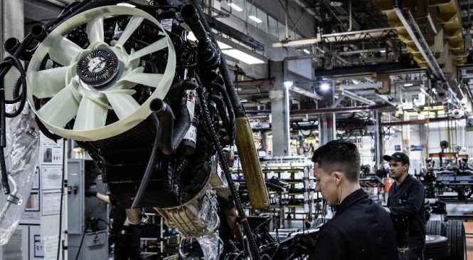 Fábrica da Volkswagen Caminhões e Ônibus abre inscrições para Formare 2023