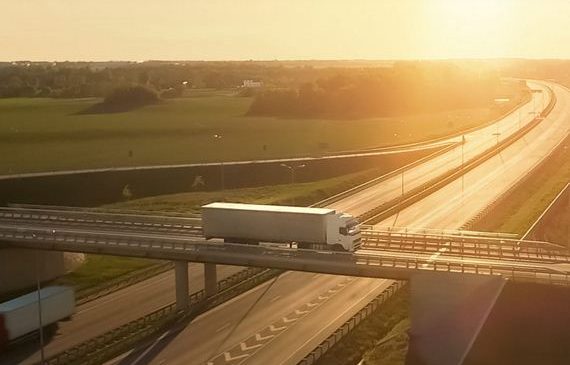 Bravo Serviço Logísticos abre vagas para motoristas de carreta