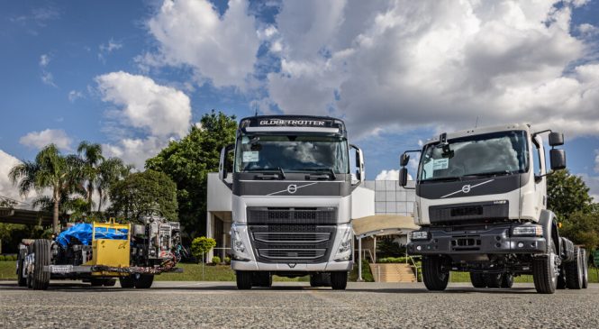 Volvo celebra início da produção de caminhões e ônibus Euro 6 no Brasil