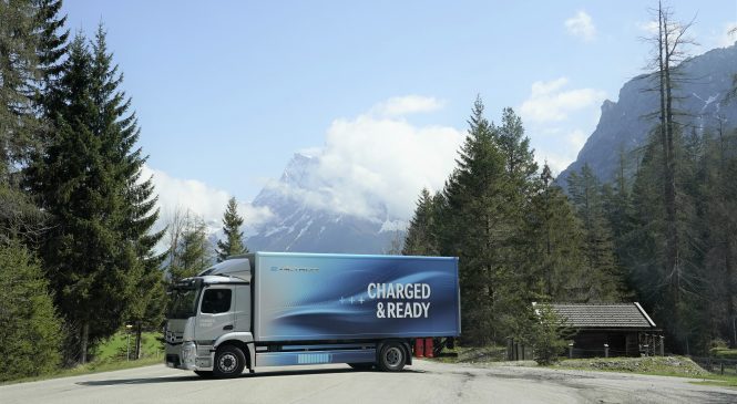 Caminhão elétrico Mercedes-Benz eActros completa turnê de 5.000 km na Europa