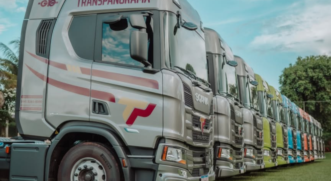 Transpanorama contrata motorista para transporte de combustível