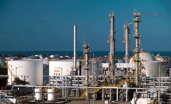 Petrobras anuncia nova redução do preço do diesel para as distribuidoras