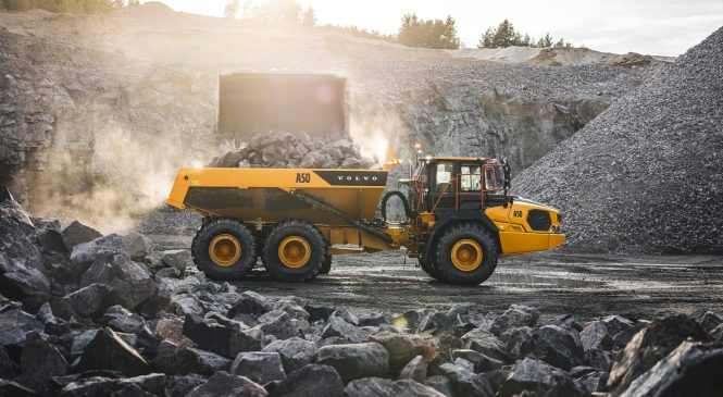 Volvo CE lança sua nova geração de caminhões articulados na América Latina