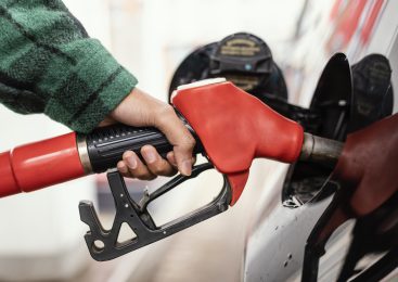Etanol e gasolina têm quedas nos preços em abril