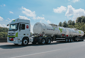 Transjordano abre processo seletivo para motorista carreteiro