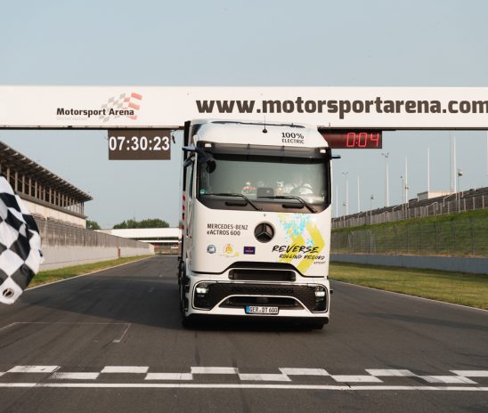 Mercedes-Benz Trucks conquista recorde mundial do Guinness com o caminhão elétrico eActros 600