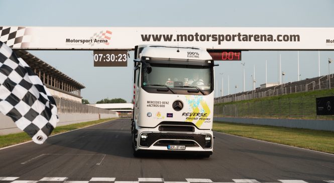 Mercedes-Benz Trucks conquista recorde mundial do Guinness com o caminhão elétrico eActros 600