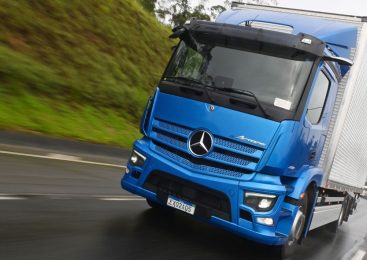 Teste realizado pela Mercedes-Benz confirma o eActros como o caminhão elétrico com a maior autonomia no Brasil